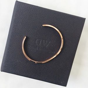 Daniel Wellington Rose Gold Cuff